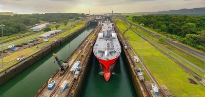 Foto: Tomasello Letterio. Med tillatelse. LPG/C-tankskipet Kaupang i Panama-kanalen.