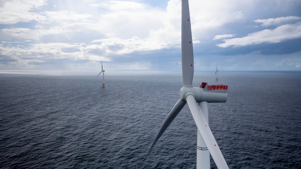 Photo of the Hywind Scotland wind farm